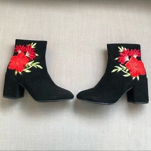 Catherine Malandrino Melky Floral Bootie